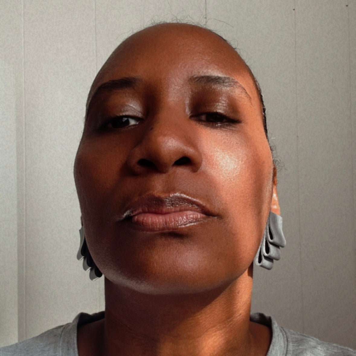 new! "gray, never fold" leather earrings
