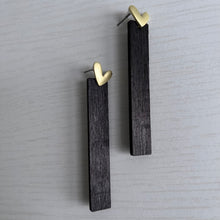 Load image into Gallery viewer, NEW! Mini Heart &amp; Wood Earrings
