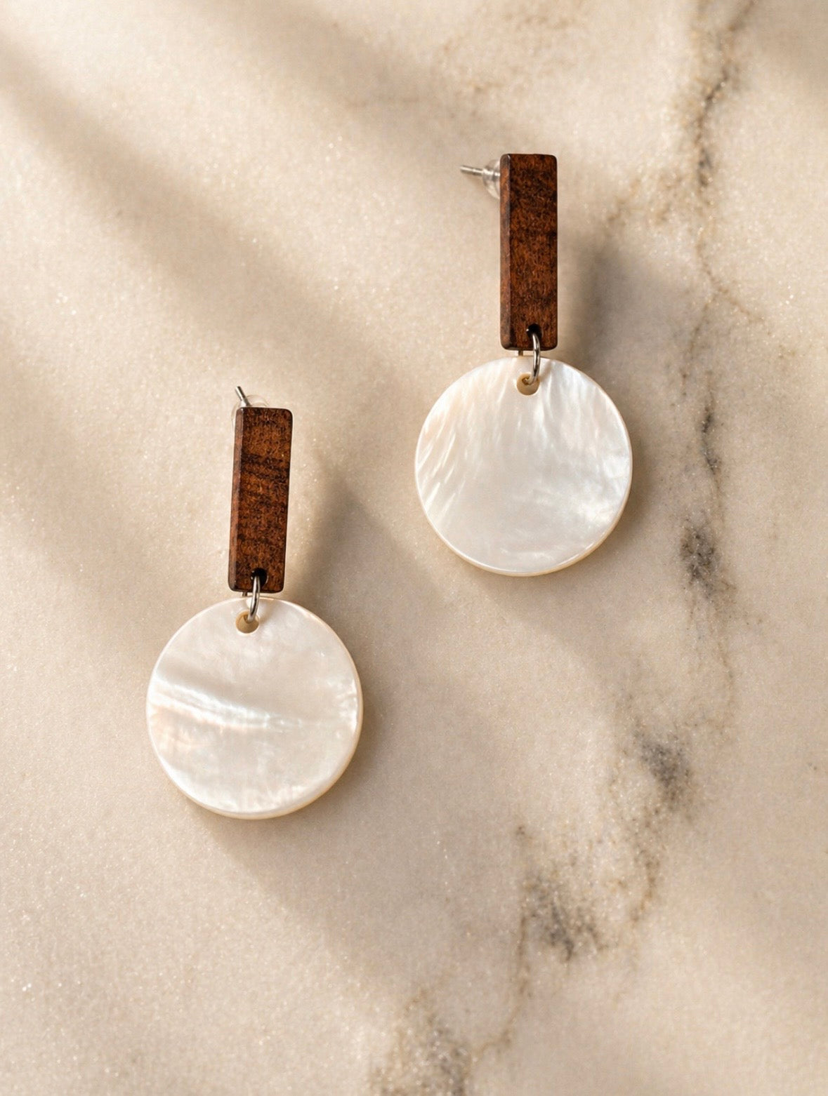 luna pearl earrings