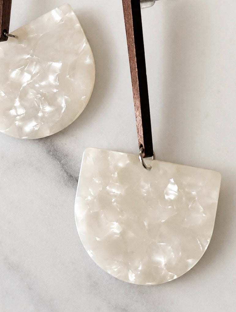 mother curve earrings